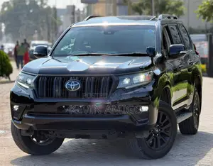 Toyota Land Cruiser Prado 2.7 2023 Black