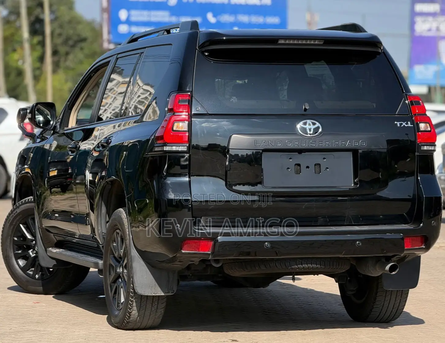 Toyota Land Cruiser Prado 2.7 2023 Black