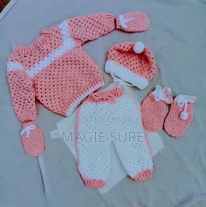 Crochet New Born Baby Clothes