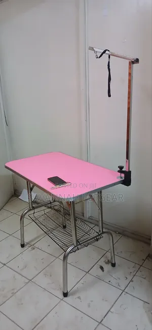 Pedigroom Pet Grooming Table Vibrant Pink - Medium Size