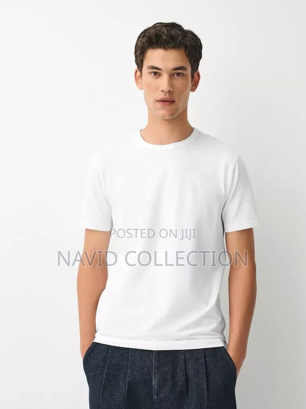 White Slimfit Tshirt