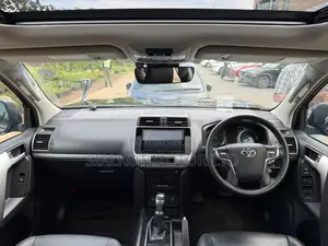Toyota Land Cruiser Prado 2.7 2021 Black