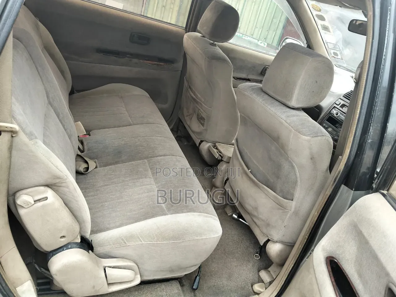 Toyota Gaia 2001 Silver