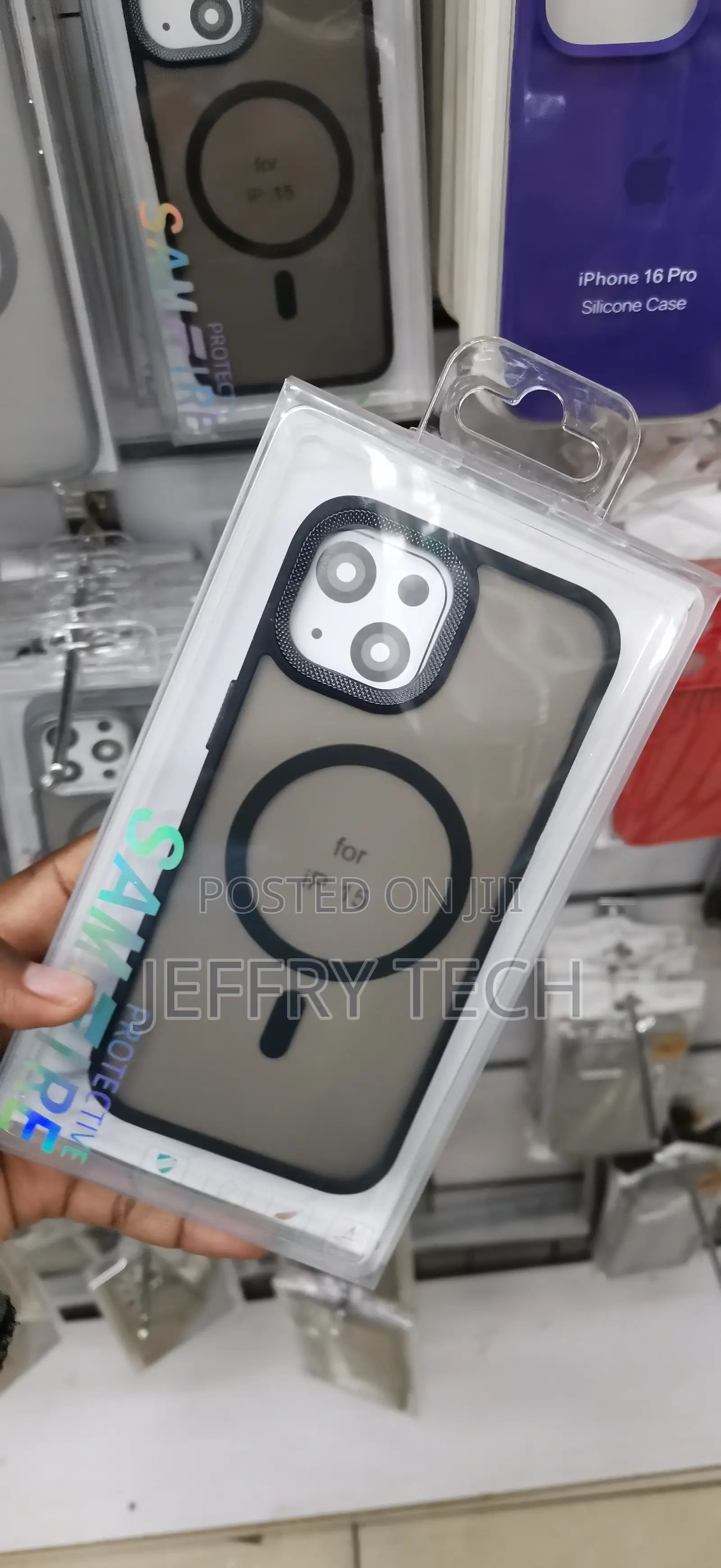 iPhone 15 Features a Semi-Transparent Matte Black Back Case