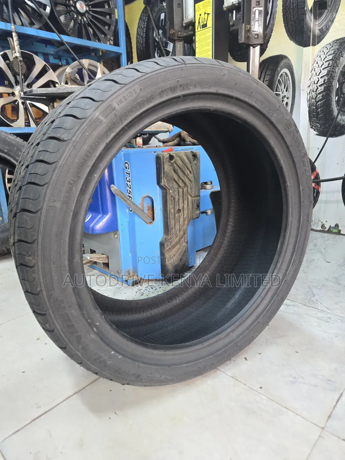 265/35r18 Grenlander Tire