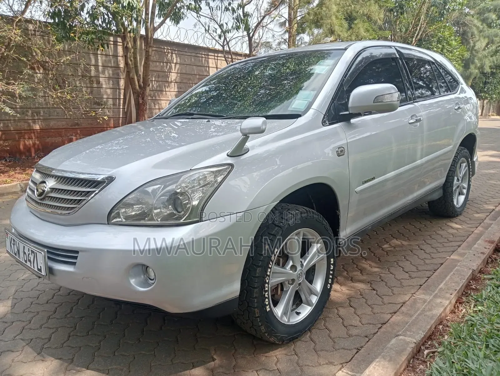 Toyota Harrier 2012 Silver