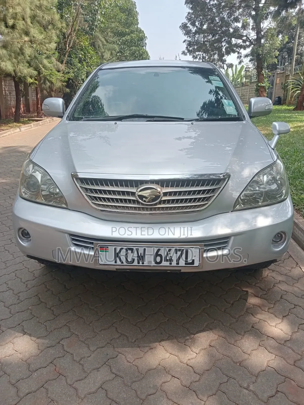 Toyota Harrier 2012 Silver