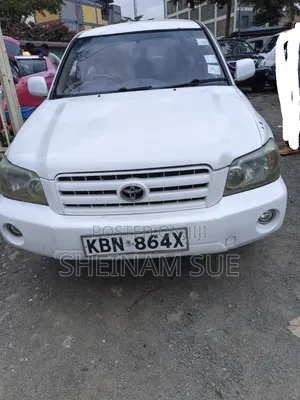 Toyota Kluger 2024 White
