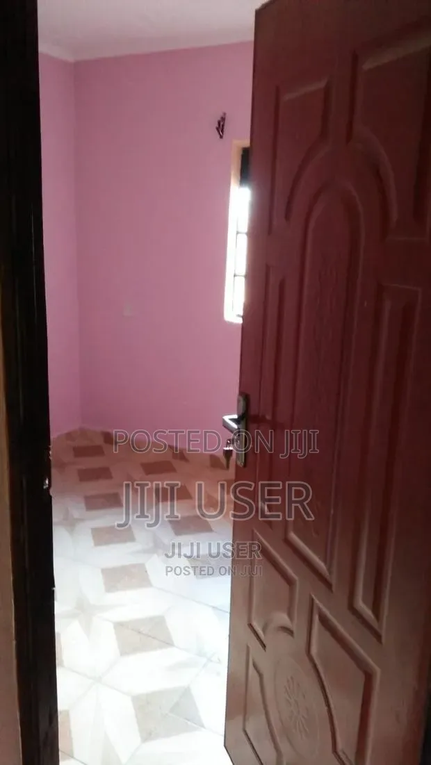 2bdrm Bungalow in Malaba Central for sale