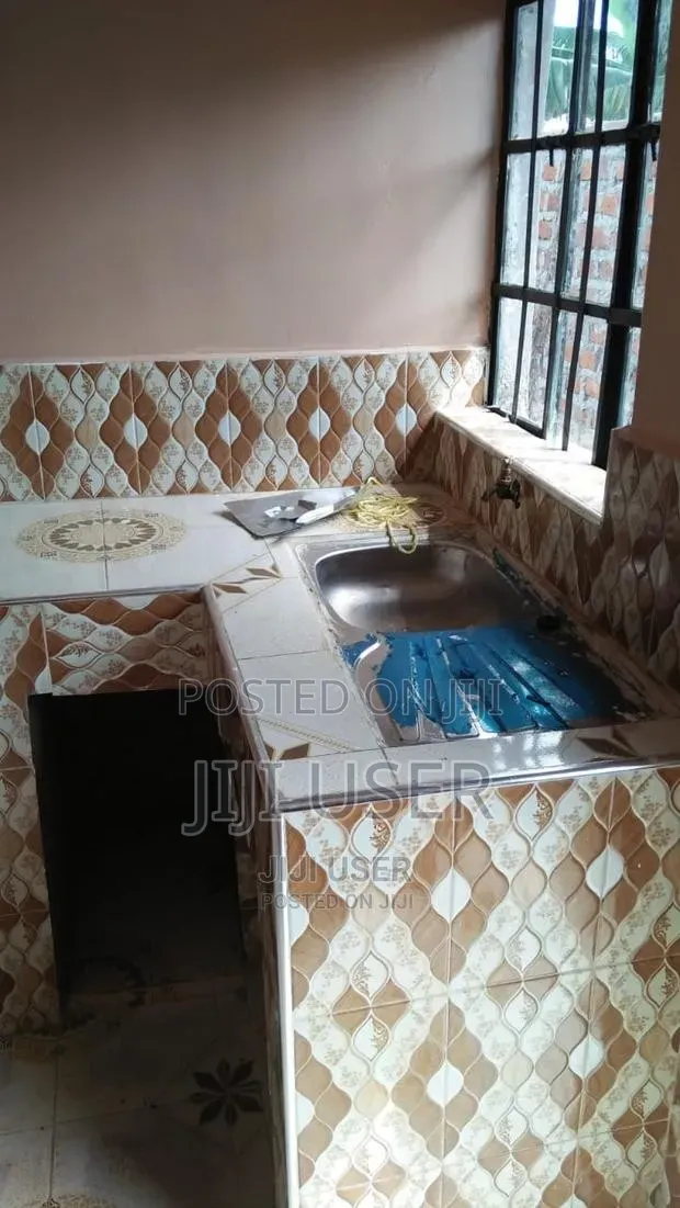2bdrm Bungalow in Malaba Central for sale
