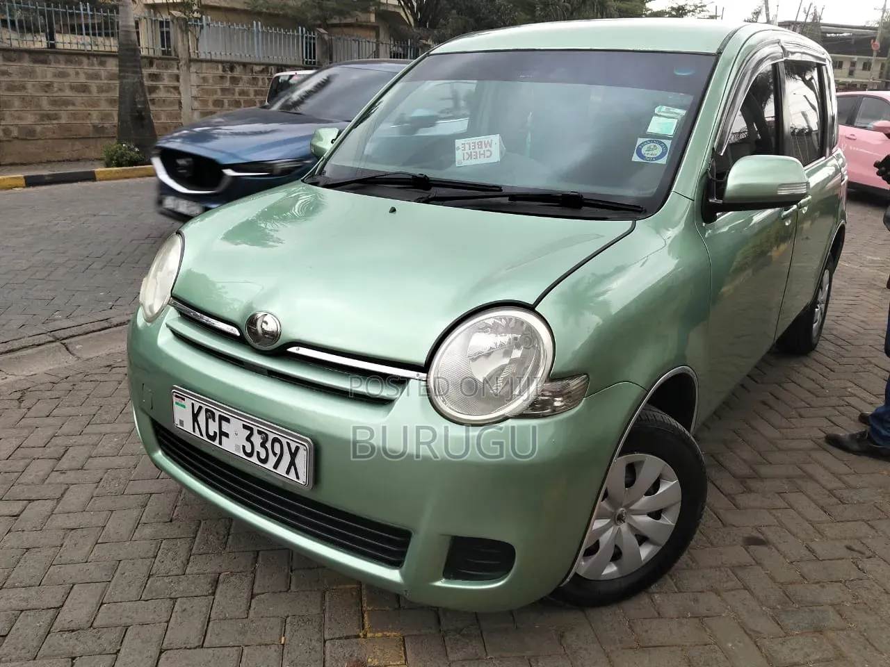 Toyota Sienta 2012 Green