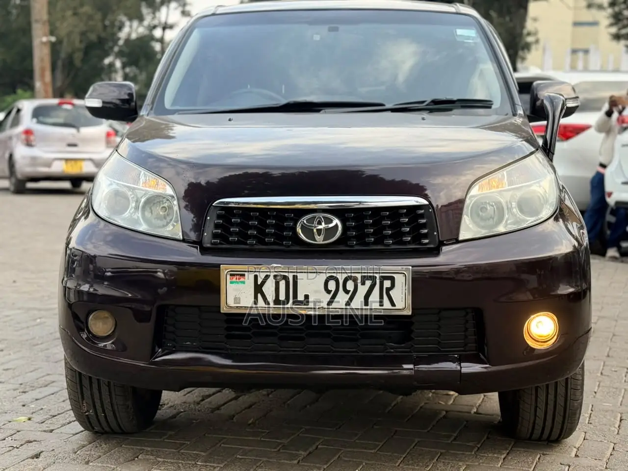 Toyota Rush 2015 Brown