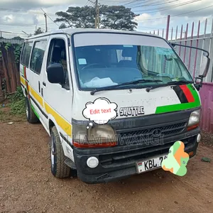 Toyota HiAce 2003 White