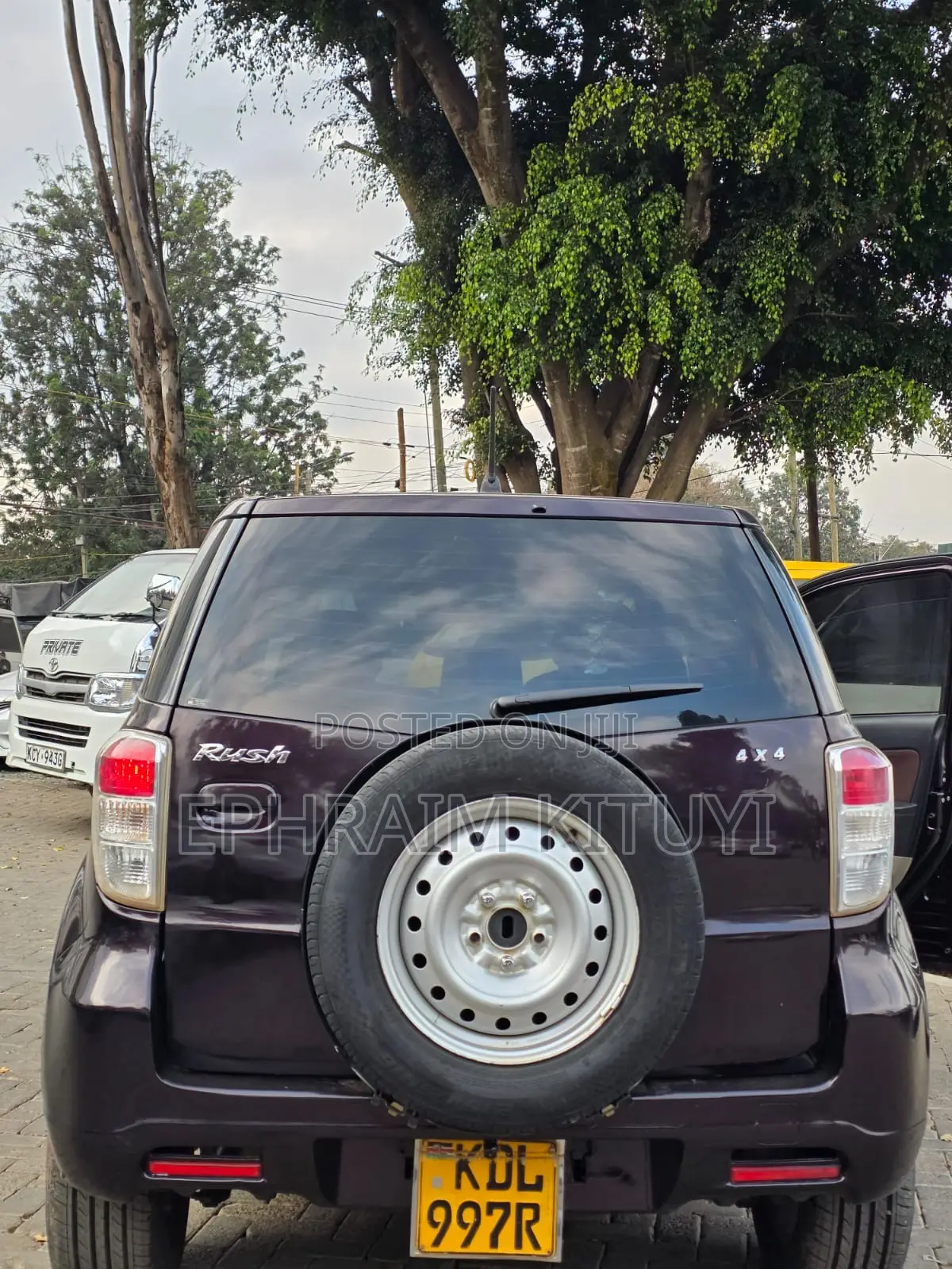 Toyota Rush 2015 Maroon