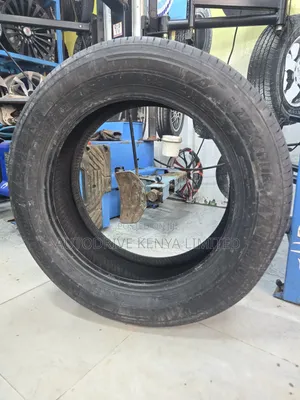 225/60r18 Zextour Premium Tire
