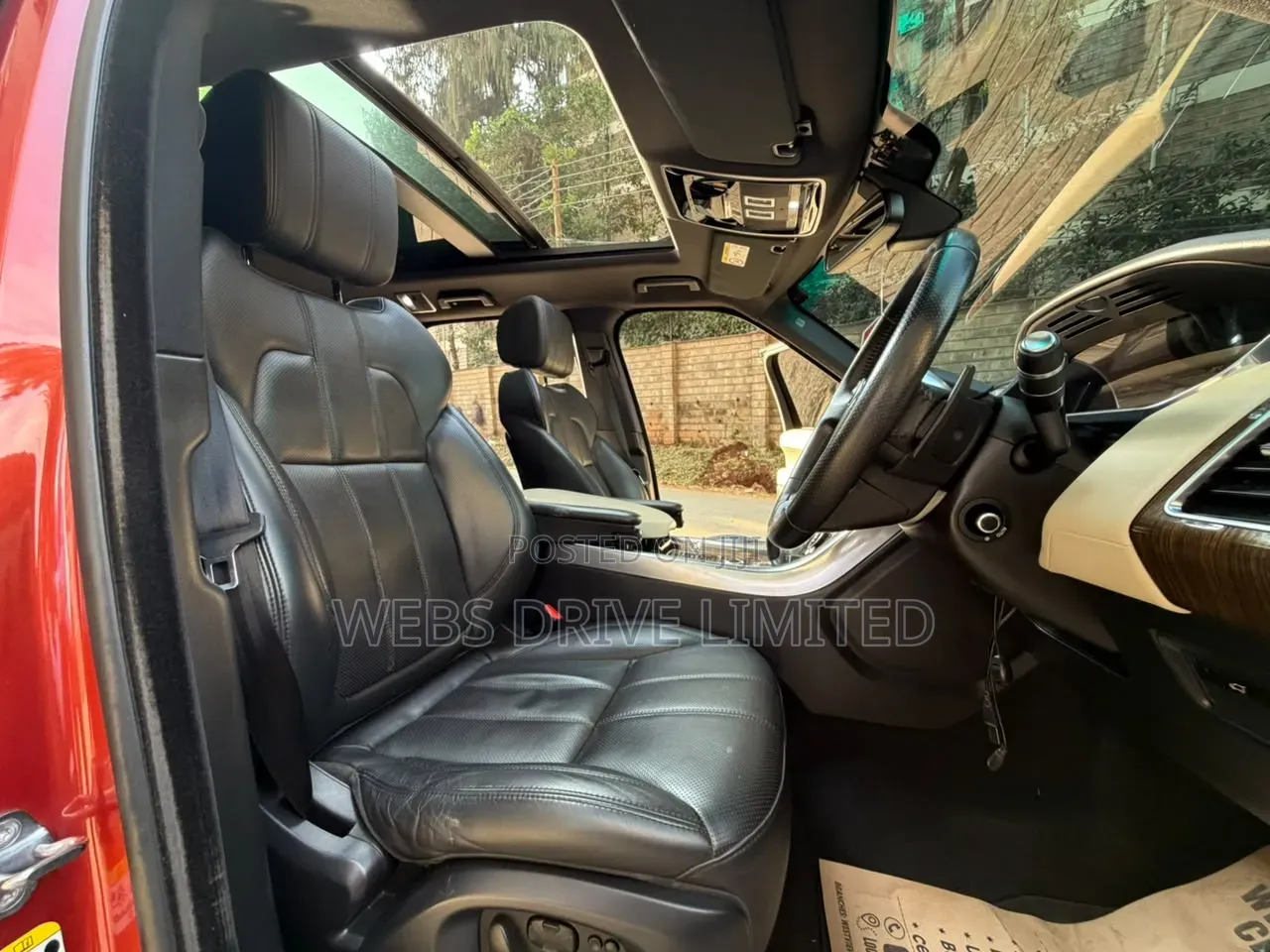 Land Rover Discovery Sport 2015 Red