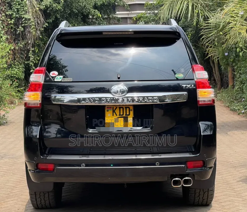 Toyota Land Cruiser Prado 2017 Black