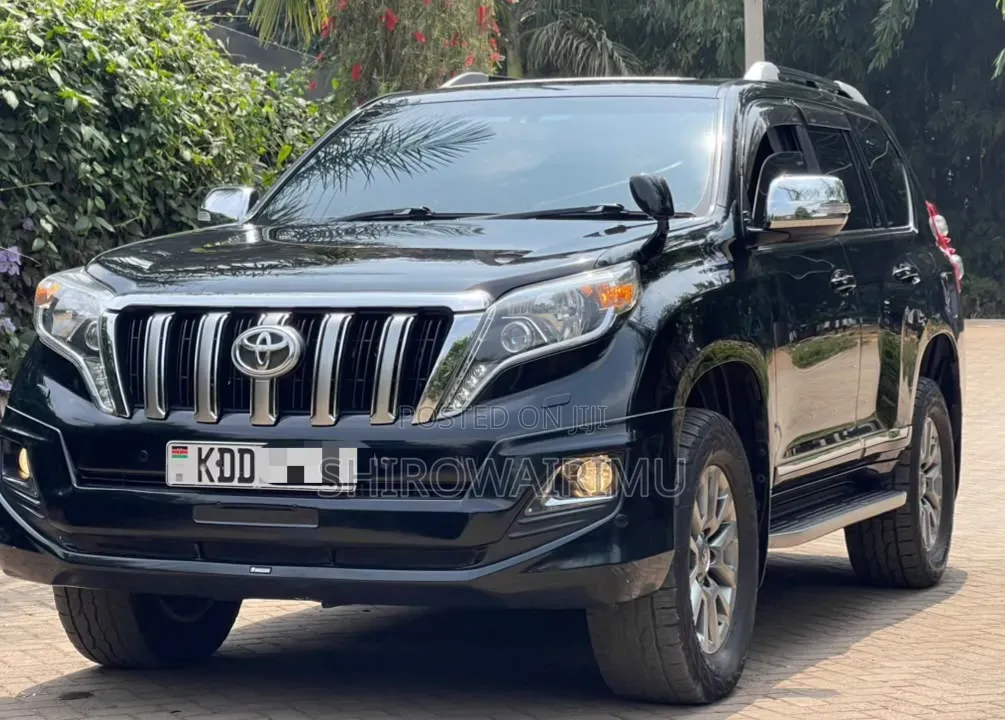 Toyota Land Cruiser Prado 2017 Black