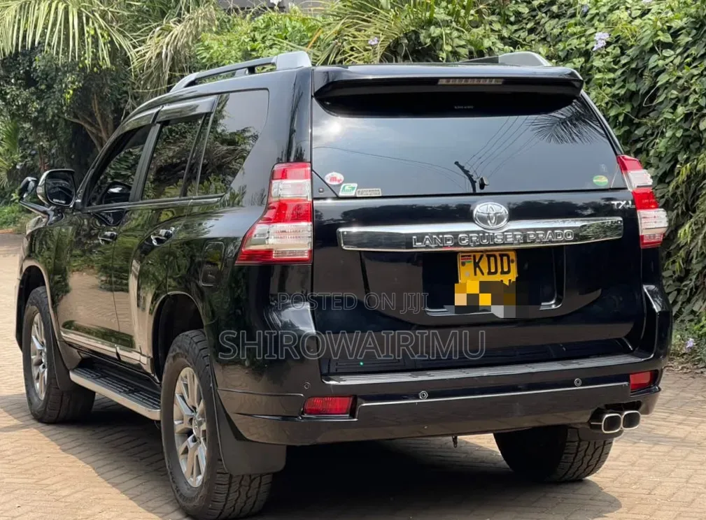 Toyota Land Cruiser Prado 2017 Black