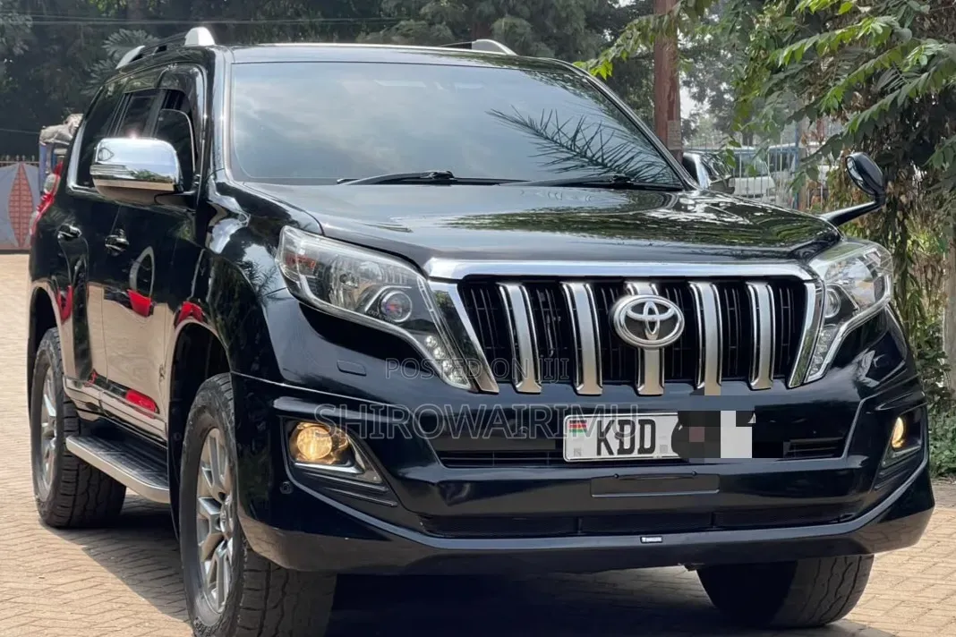 Toyota Land Cruiser Prado 2017 Black