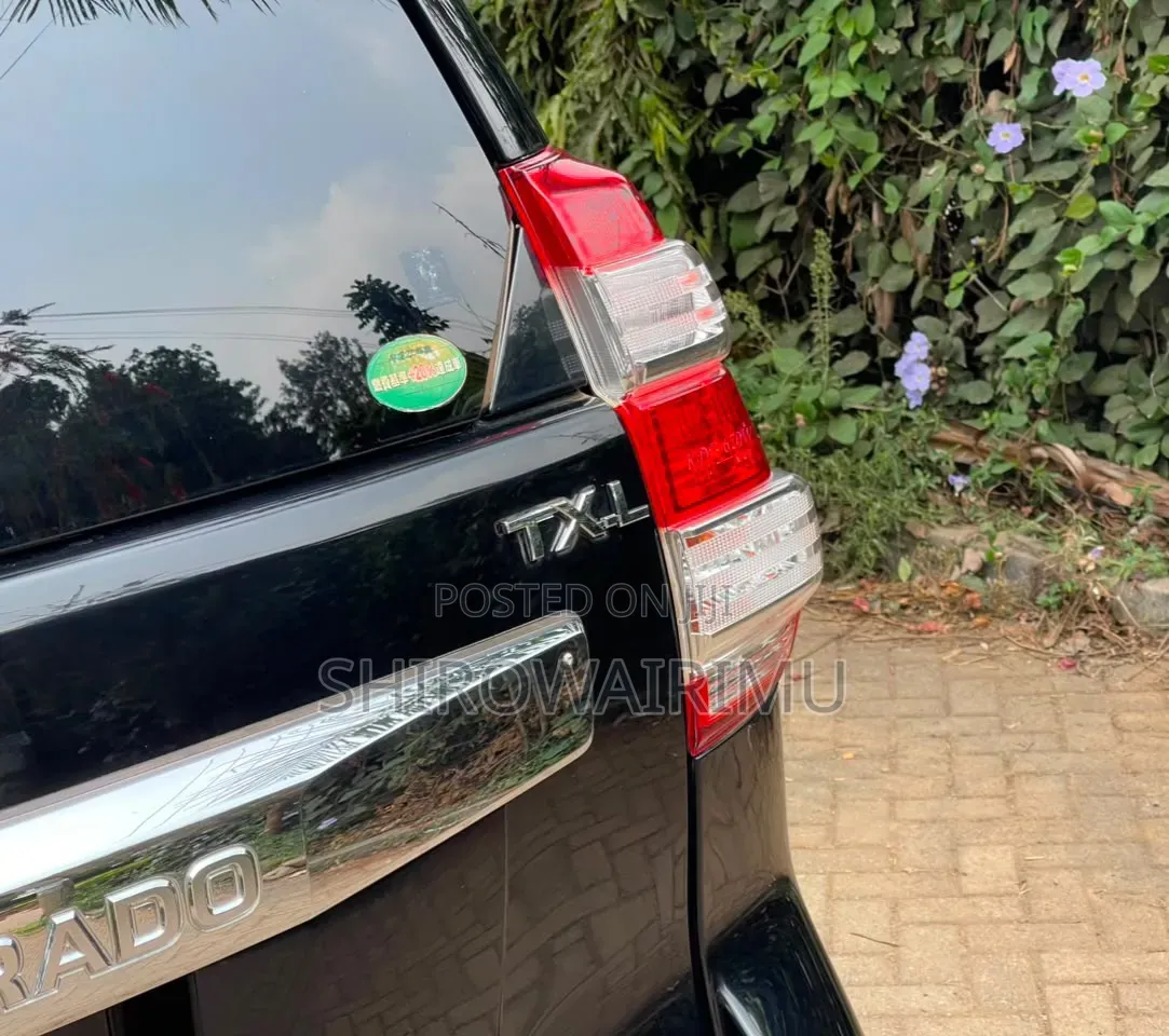 Toyota Land Cruiser Prado 2017 Black