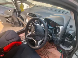 Honda Fit 2012 Silver