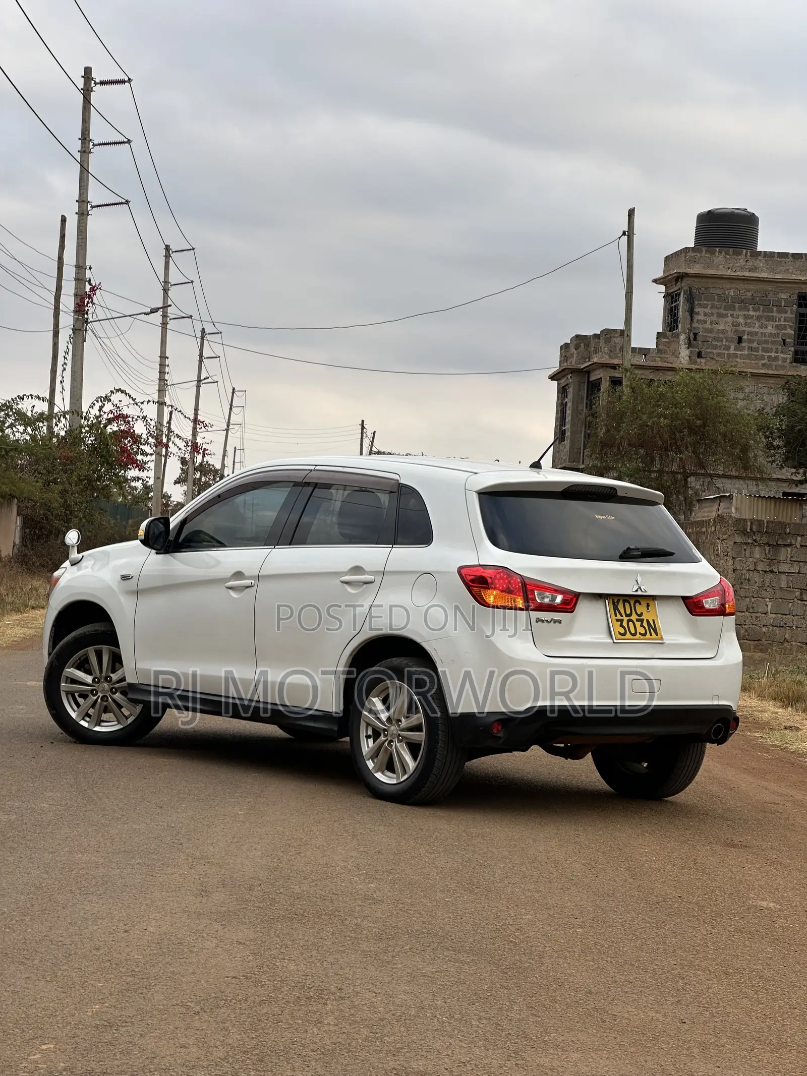 Mitsubishi RVR 2014 White