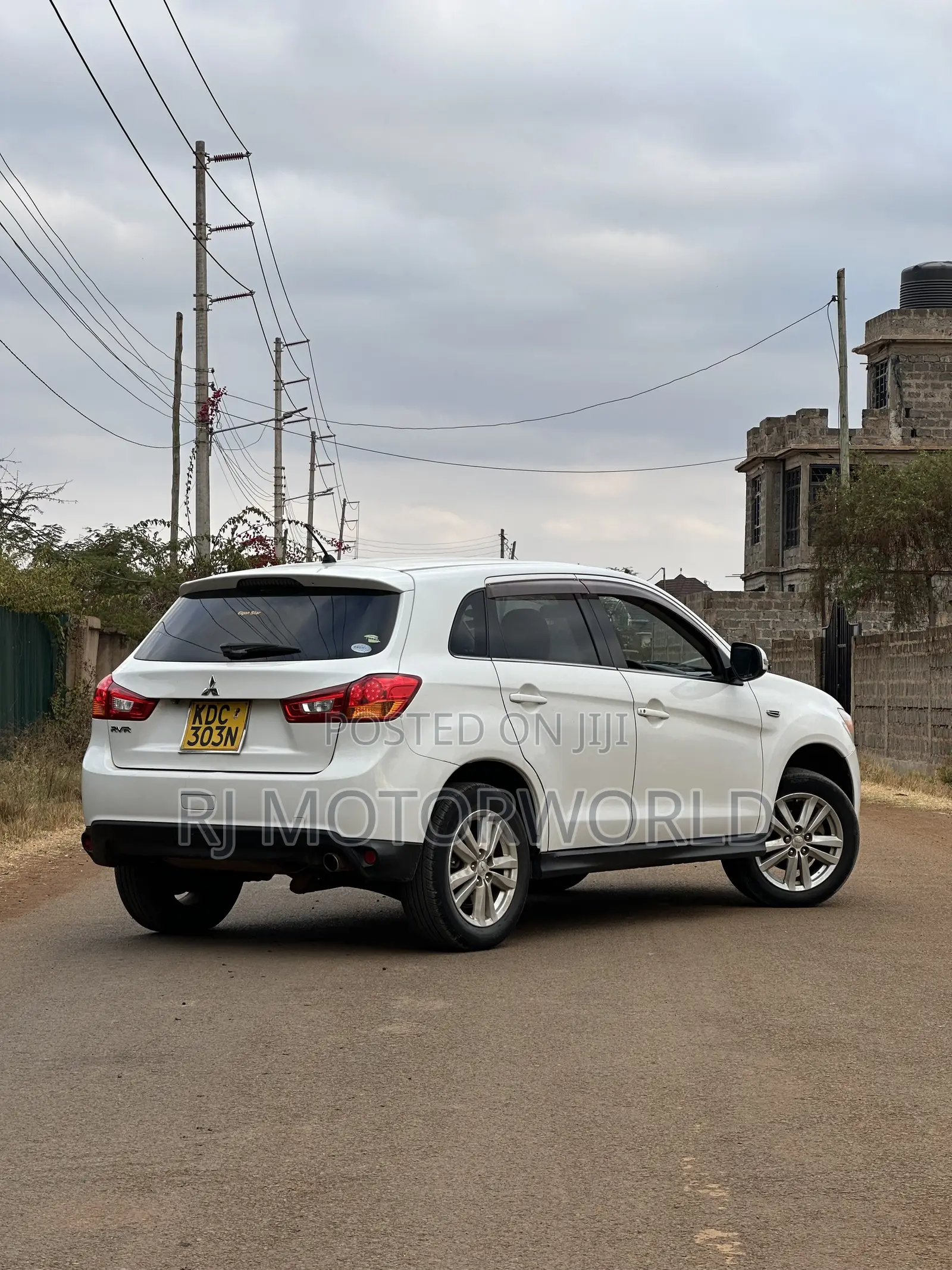 Mitsubishi RVR 2014 White