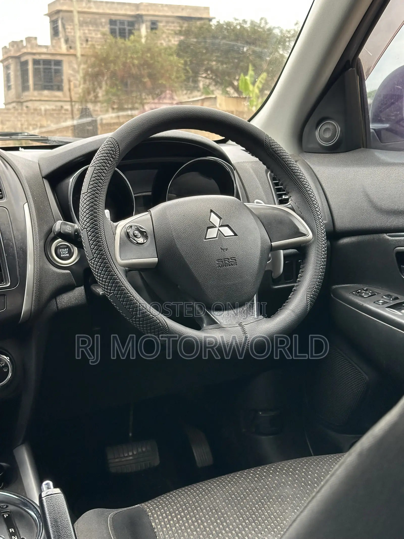 Mitsubishi RVR 2014 White