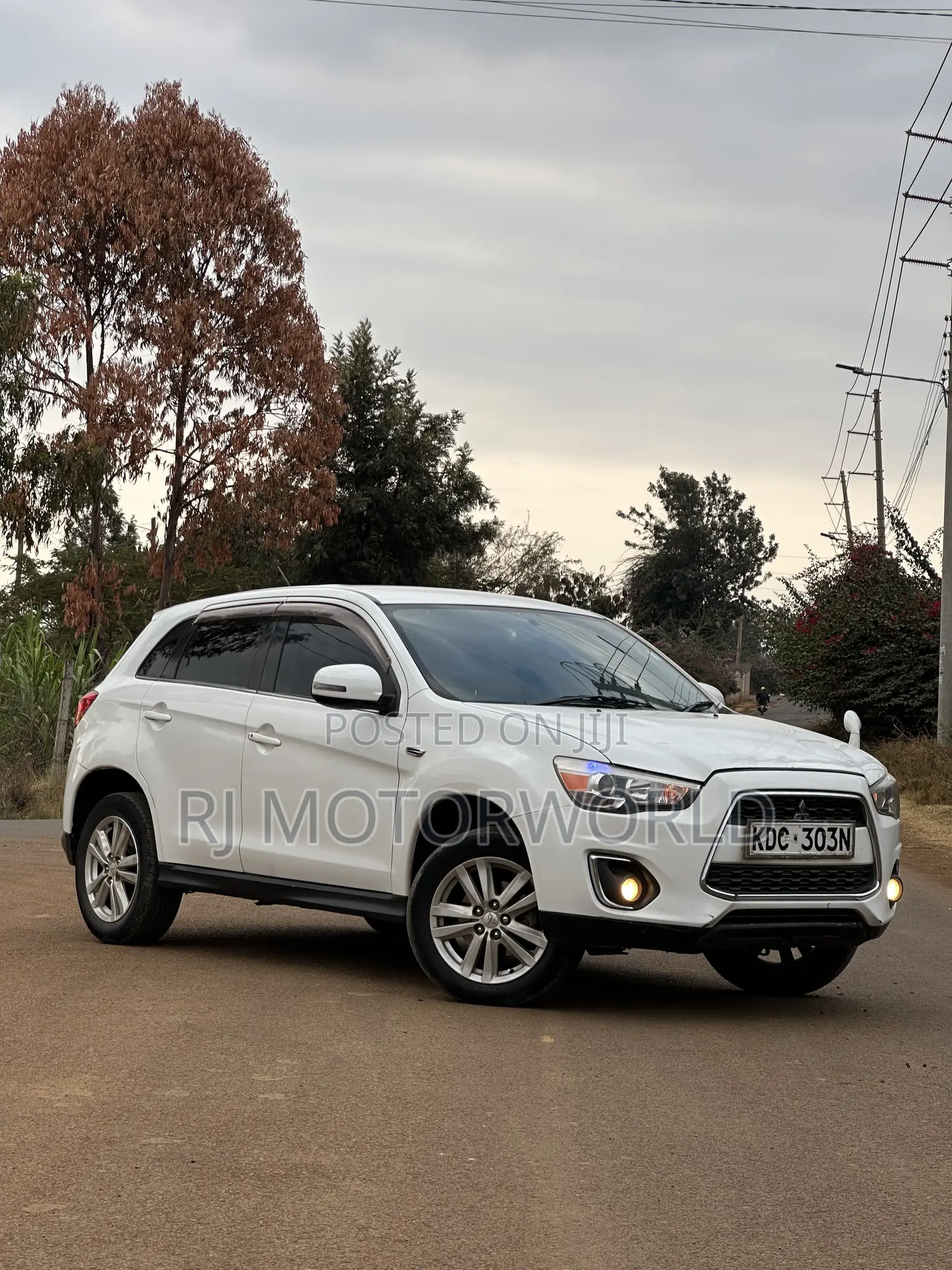 Mitsubishi RVR 2014 White