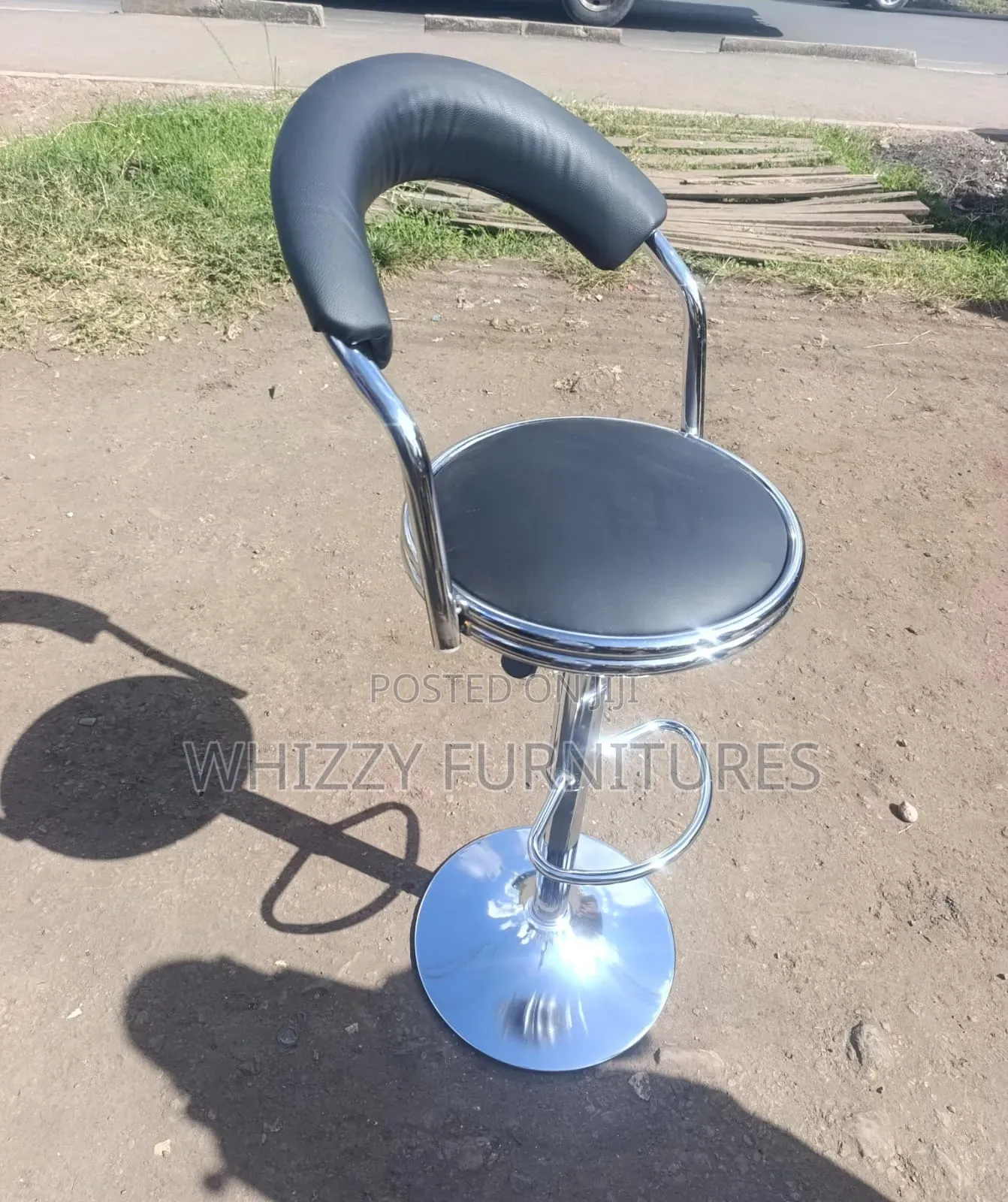 Hydraulic Barstool