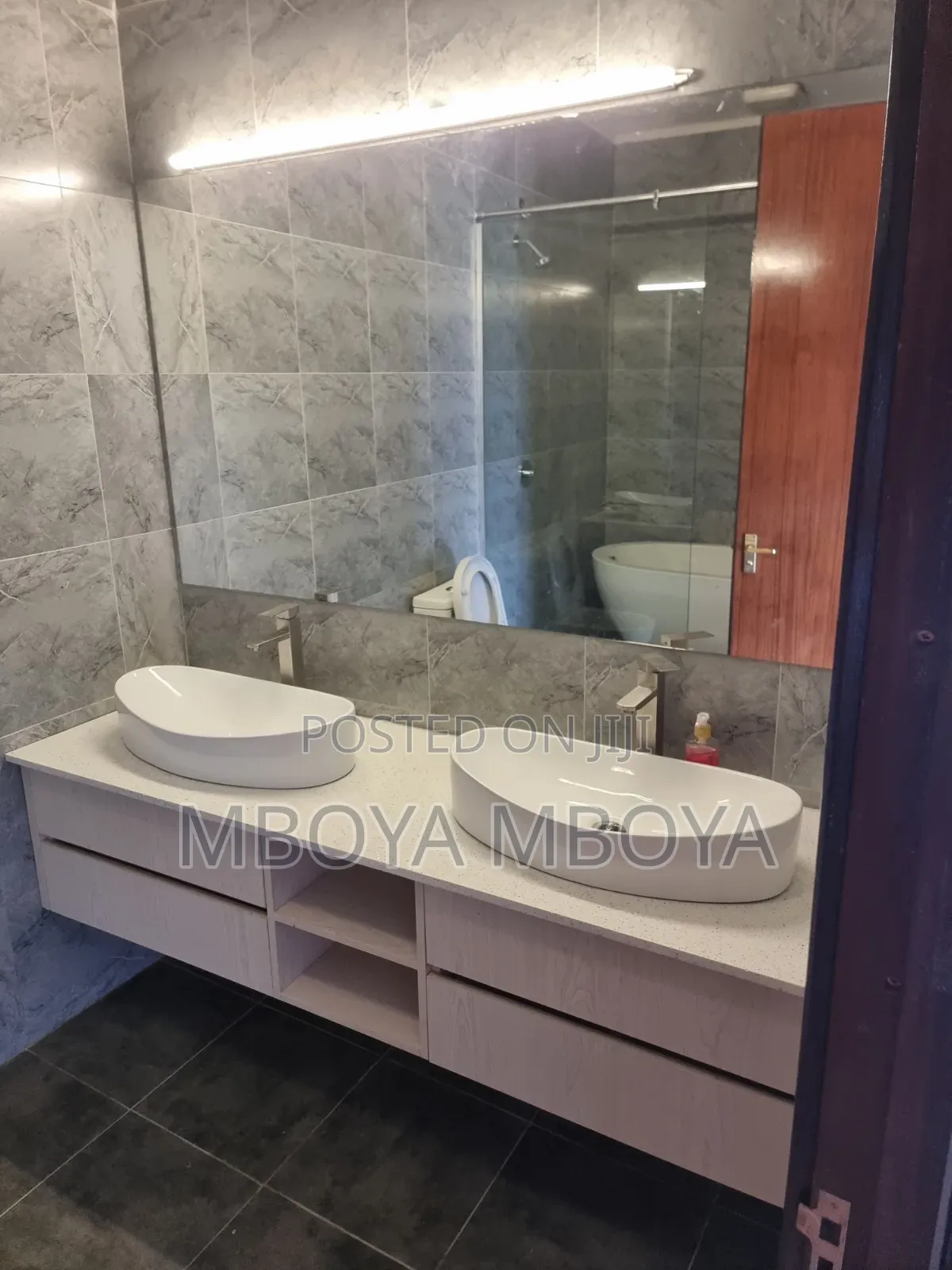 Furnished 2bdrm Apartment in Parklands for rent