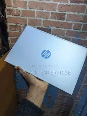 Laptop HP ProBook 440 G7 8GB Intel Core i5 SSHD (Hybrid) 256GB