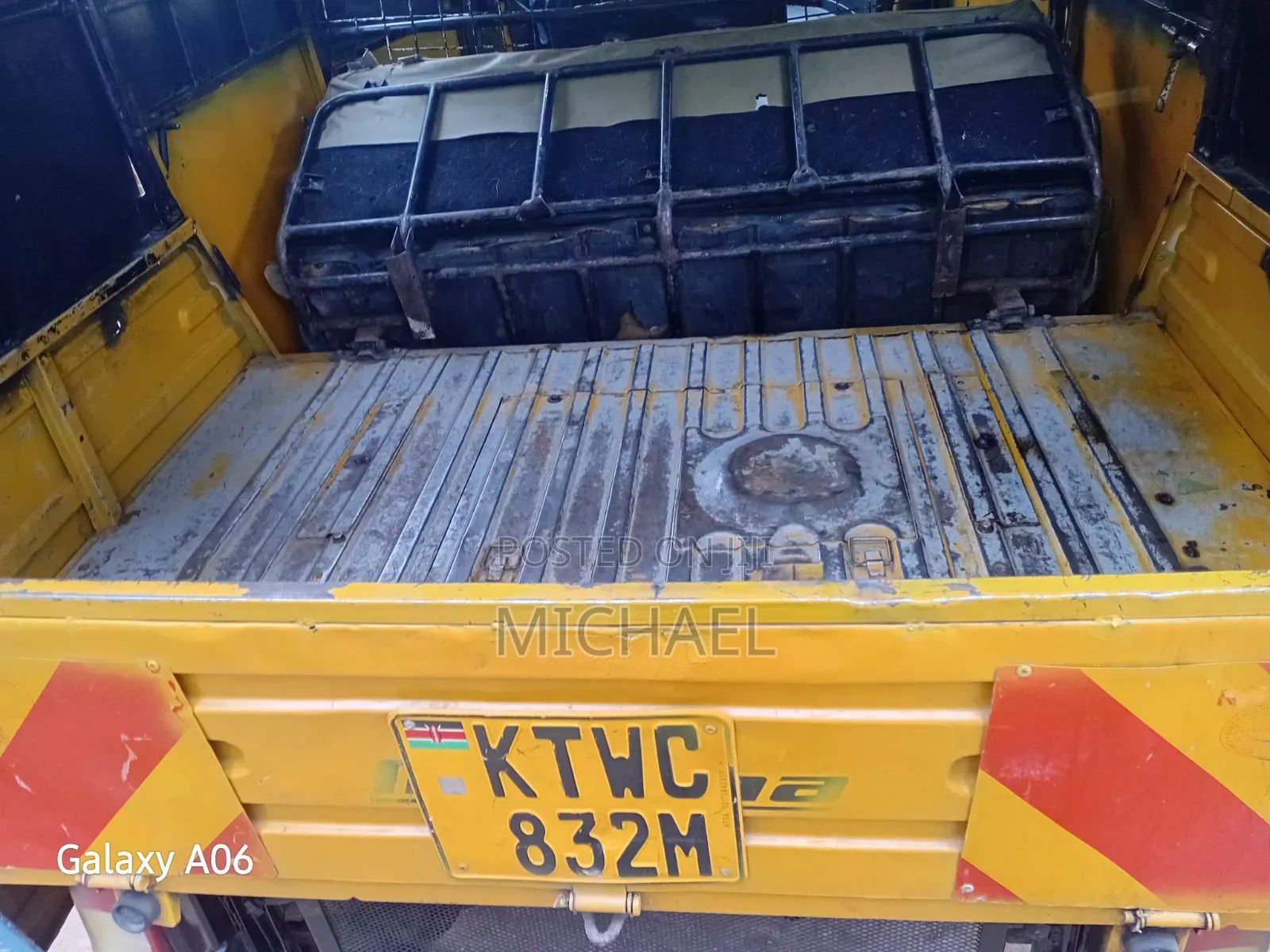 Bajaj Boxer BM100KS 2021 Yellow