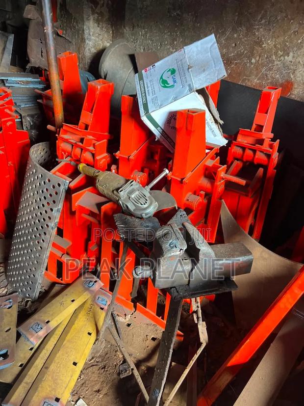 Commercial Double Interlocking Block Press