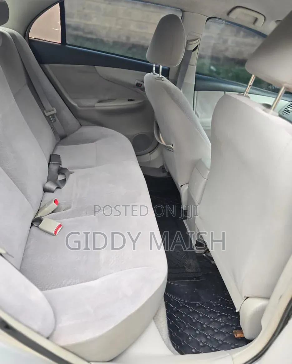 Toyota Axio 2008 Silver