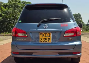 Nissan Wingroad 2015 Blue