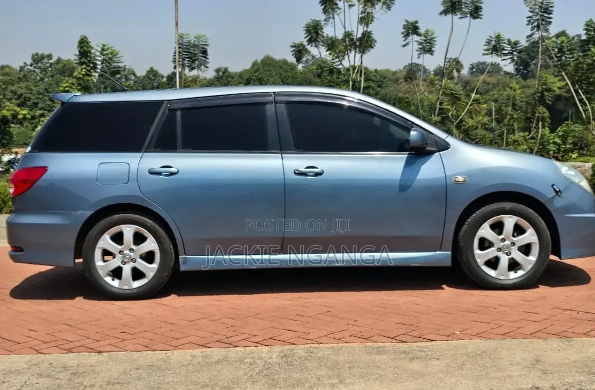 Nissan Wingroad 2015 Blue