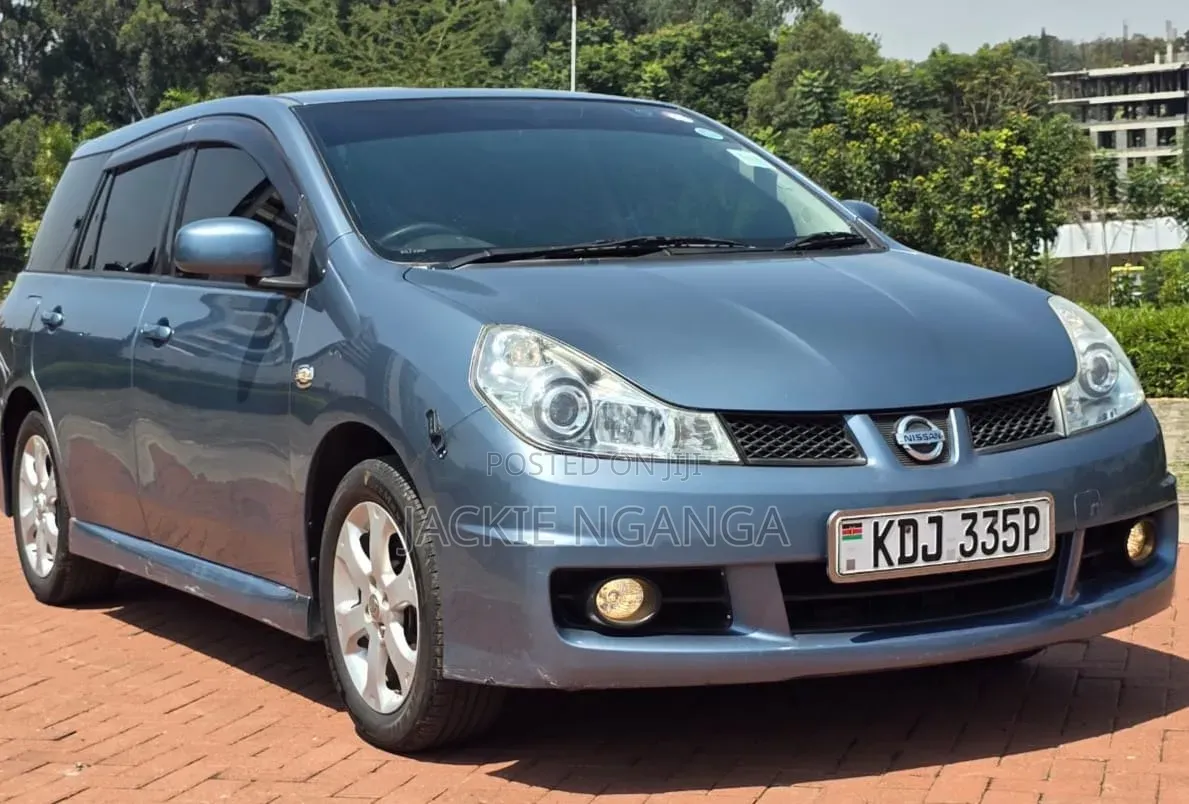Nissan Wingroad 2015 Blue