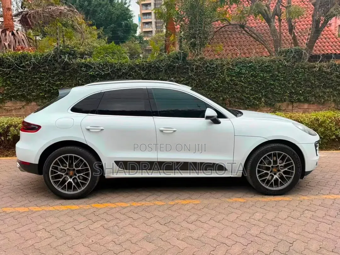Porsche Macan 2016 White