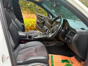 Porsche Macan 2016 White