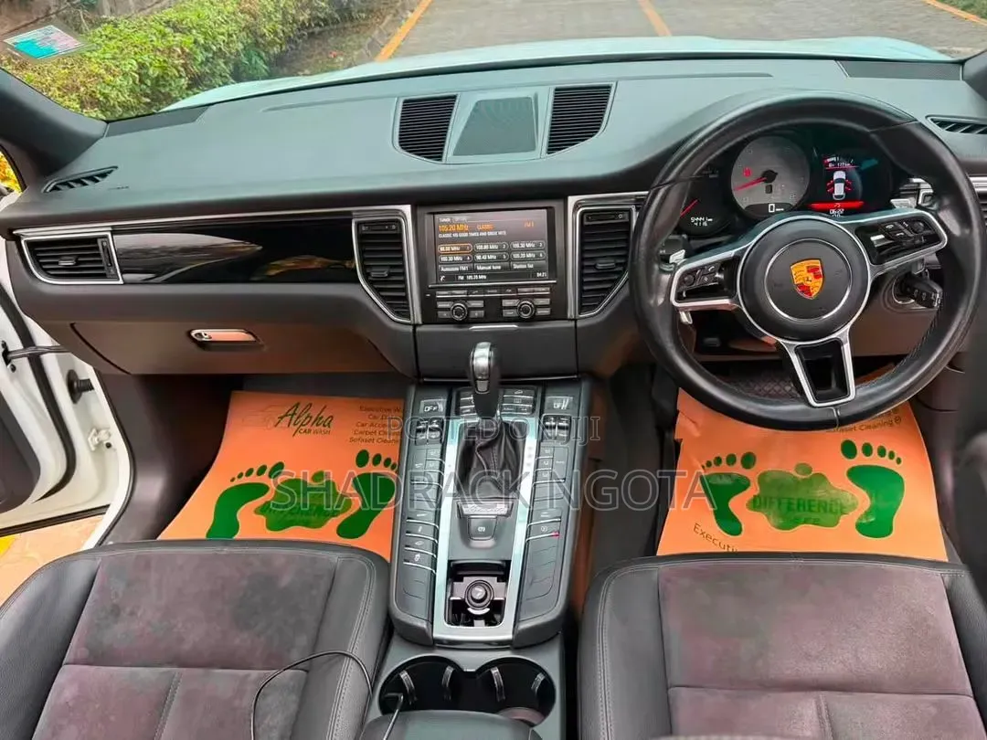 Porsche Macan 2016 White