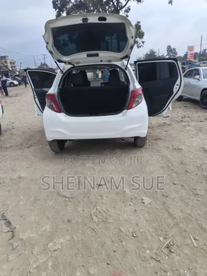 Toyota Vitz 2014 White