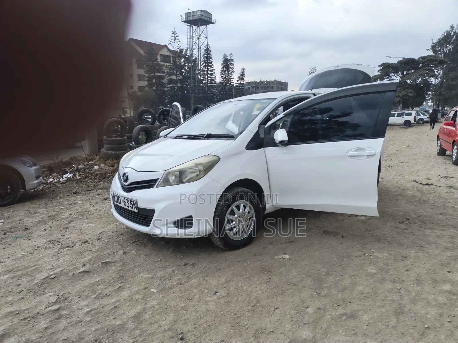 Toyota Vitz 2014 White