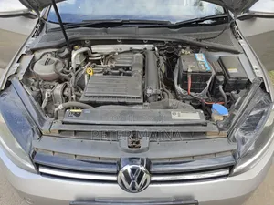 Volkswagen Golf 2015 Silver