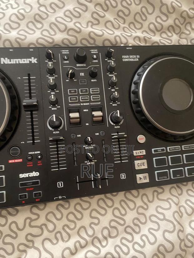 Numark Mixtrack Platinum FX DJ Controller – Excellent Condition - thumbnail 2