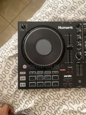 Numark Mixtrack Platinum FX DJ Controller – Excellent Condition