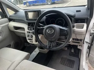 Daihatsu Move 2020 White