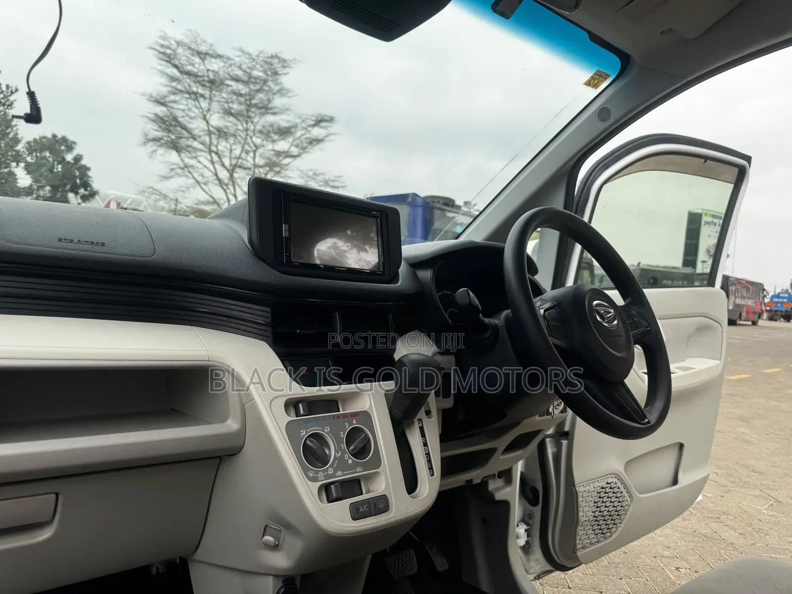 Daihatsu Move 2020 White