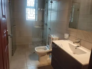 3bdrm Apartment in Parklands for rent